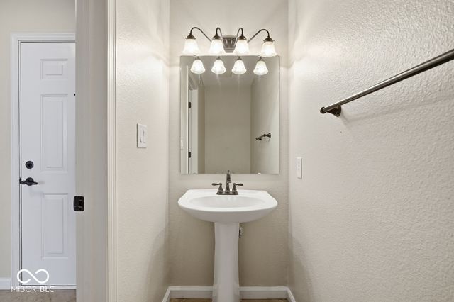 10246 Hornton Street, Indianapolis, IN 46236