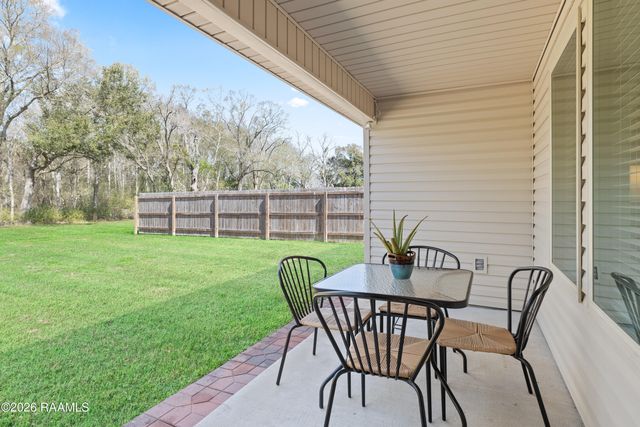 101 Batesburg Way, Youngsville, LA 70592