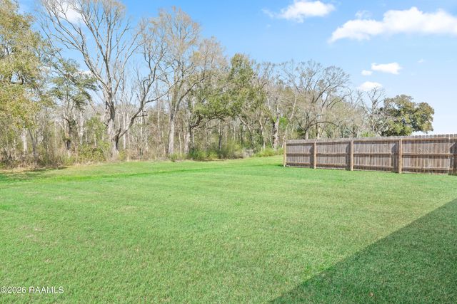 101 Batesburg Way, Youngsville, LA 70592