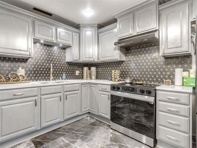 2200 SW 48th Street, Oklahoma City, OK 73119