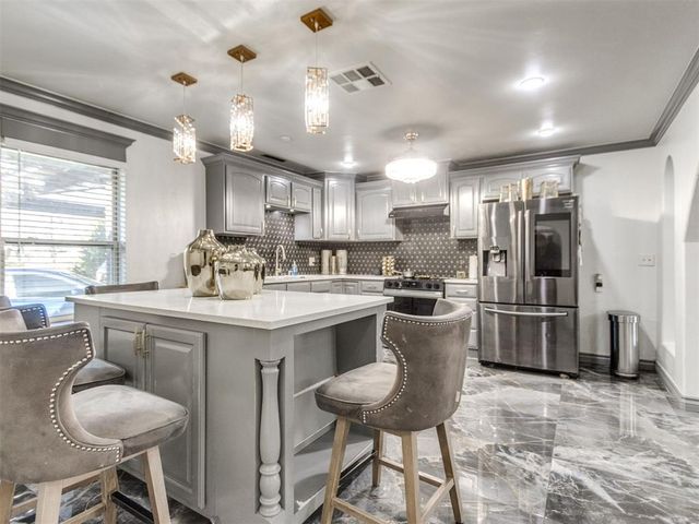 2200 SW 48th Street, Oklahoma City, OK 73119