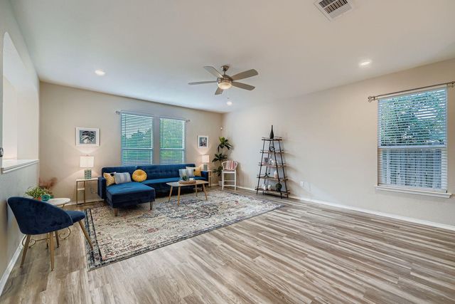 14810 Peregrine DR, Pflugerville, TX 78660