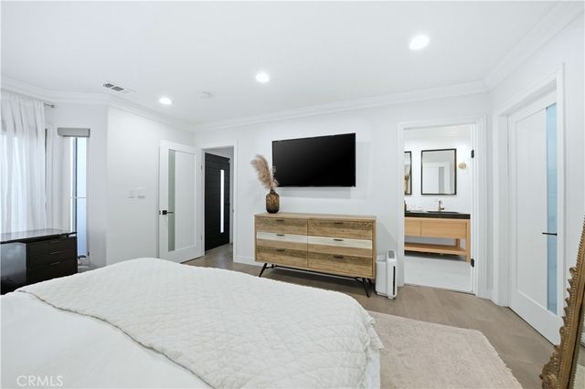 32 56th Place, Long Beach, CA 90803