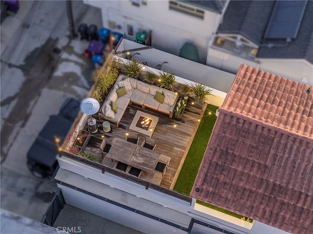 32 56th Place, Long Beach, CA 90803