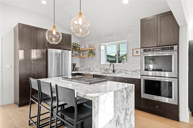 32 56th Place, Long Beach, CA 90803