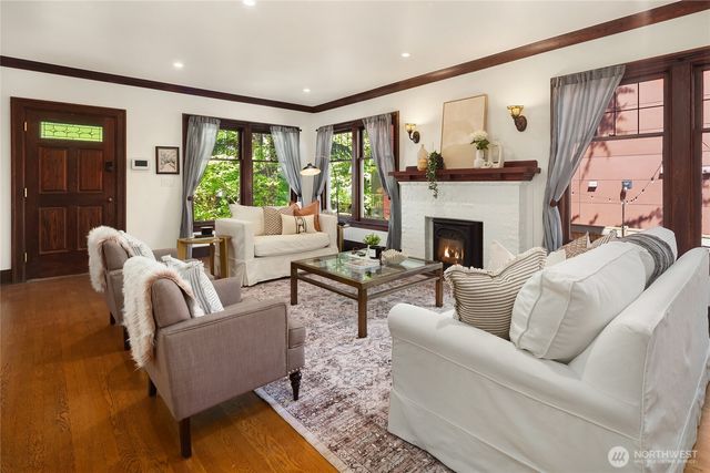 3307 E Pike Street, Seattle, WA 98122
