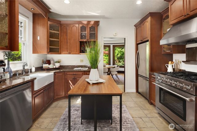 3307 E Pike Street, Seattle, WA 98122