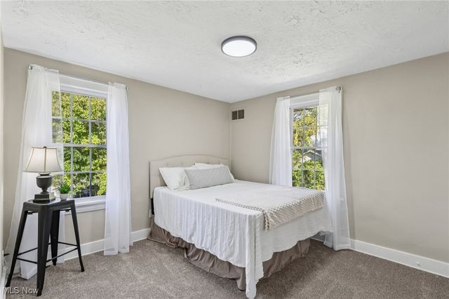 615 Noah Avenue, Akron, OH 44320