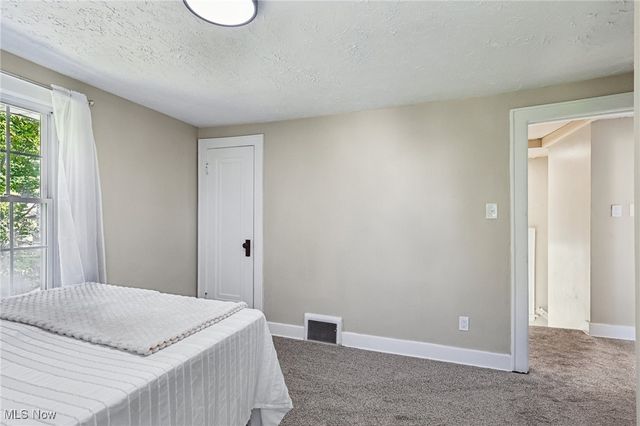 615 Noah Avenue, Akron, OH 44320