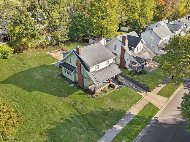 615 Noah Avenue, Akron, OH 44320