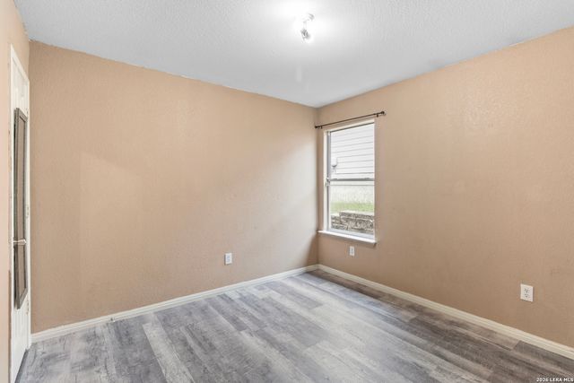 5727 HICKORY CYN, San Antonio, TX 78252