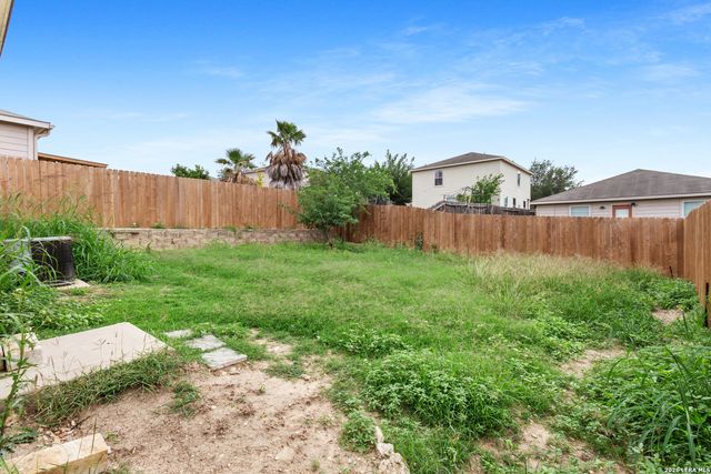 5727 HICKORY CYN, San Antonio, TX 78252