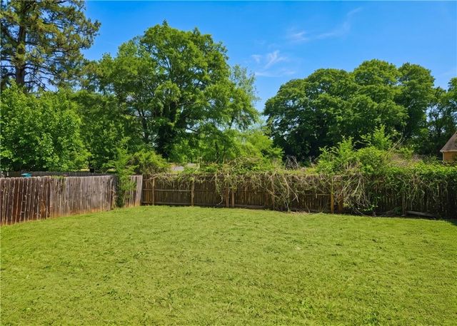 957 Oak Street SW, Atlanta, GA 30310