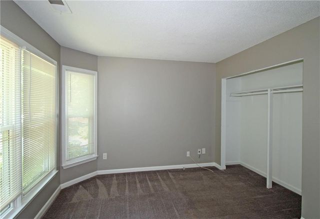 957 Oak Street SW, Atlanta, GA 30310
