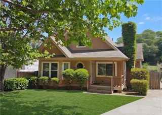 957 Oak Street SW, Atlanta, GA 30310