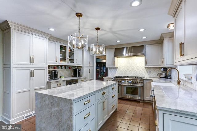 508 GALE RD, Camp Hill, PA 17011