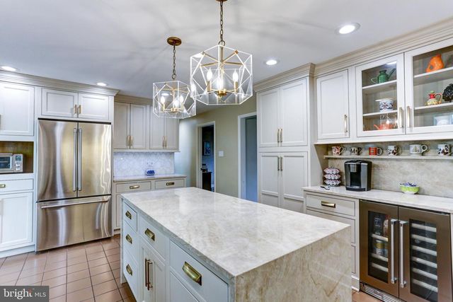 508 GALE RD, Camp Hill, PA 17011