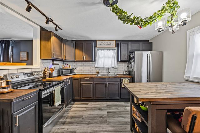 2066 Ridge Road, Ontario, NY 14519