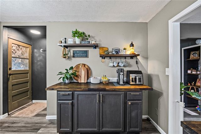 2066 Ridge Road, Ontario, NY 14519