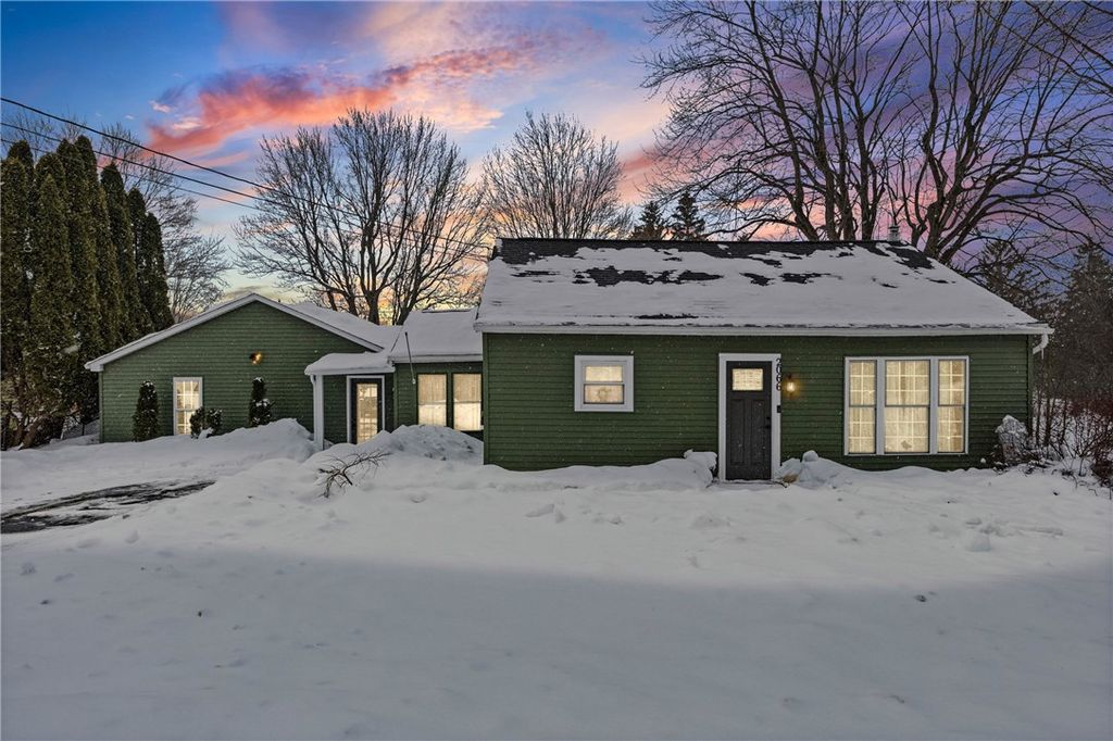 2066 Ridge Road, Ontario, NY 14519