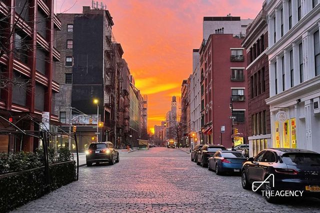 1 Bond St Apt 2D, New York City, NY 10012