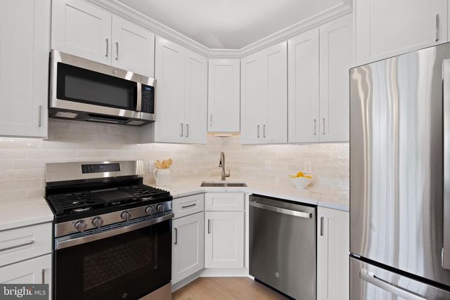 4968 MARSHLAKE LN, Dumfries, VA 22025