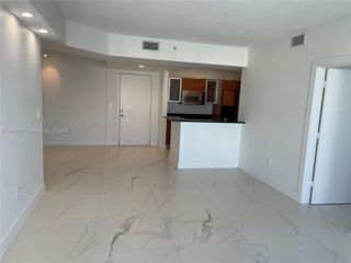 18800 NE 29th Ave 825, Aventura, FL 33180