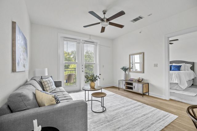 1900 Barton Springs RD 3016, Austin, TX 78704