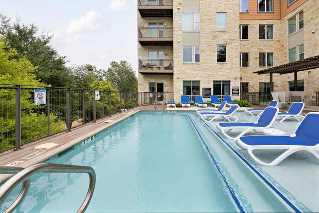 1900 Barton Springs RD 3016, Austin, TX 78704