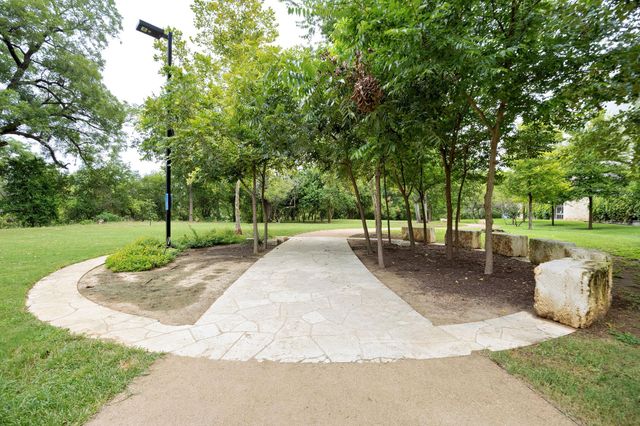 1900 Barton Springs RD 3016, Austin, TX 78704