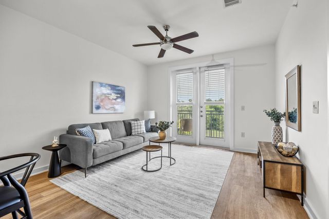 1900 Barton Springs RD 3016, Austin, TX 78704