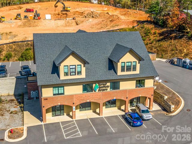 208 Charlotte Highway 301, Asheville, NC 28803