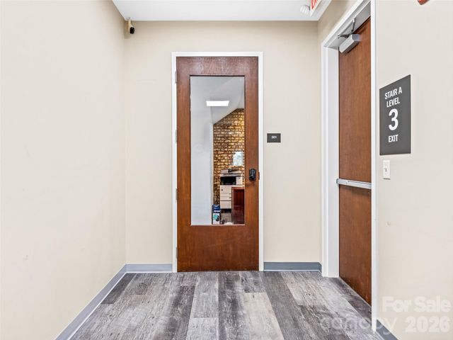 208 Charlotte Highway 301, Asheville, NC 28803