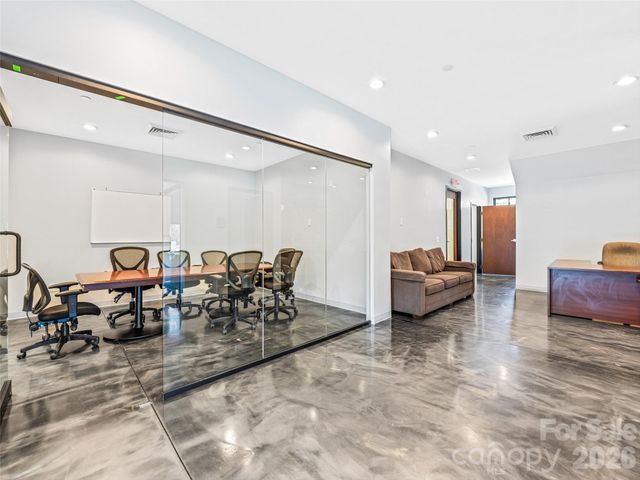 208 Charlotte Highway 301, Asheville, NC 28803