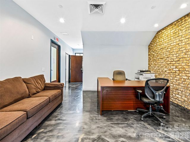 208 Charlotte Highway 301, Asheville, NC 28803