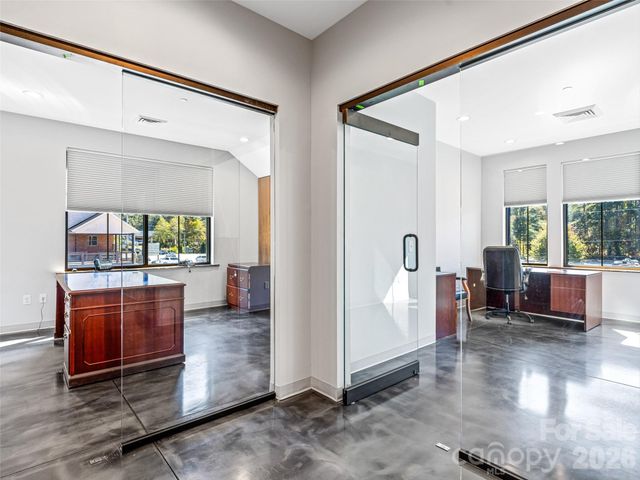 208 Charlotte Highway 301, Asheville, NC 28803