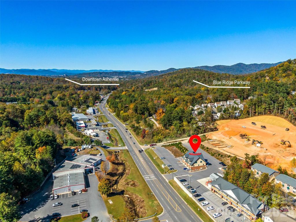 208 Charlotte Highway 301, Asheville, NC 28803
