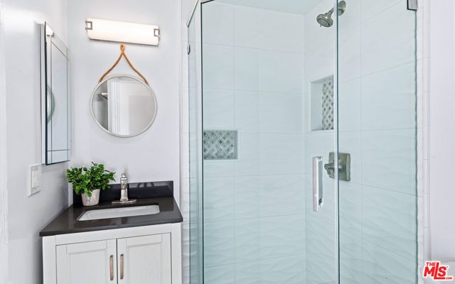 11862 Starfish Lane, Malibu, CA 90265