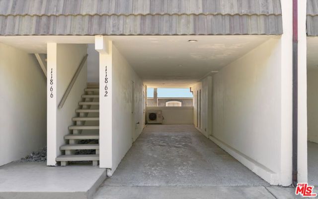 11862 Starfish Lane, Malibu, CA 90265