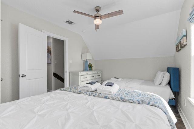 203 Sandpebble Place, Surfside Beach, TX 77541