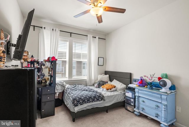20754 WOOD QUAY DR, Sterling, VA 20166