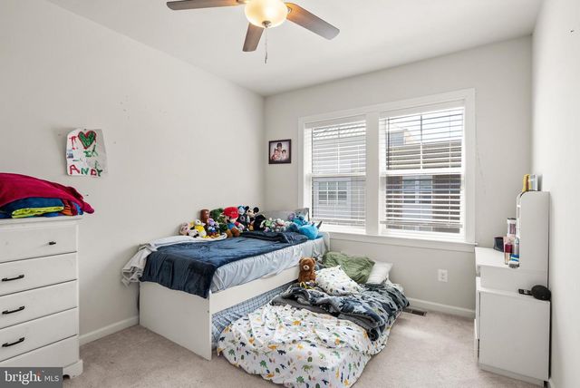 20754 WOOD QUAY DR, Sterling, VA 20166