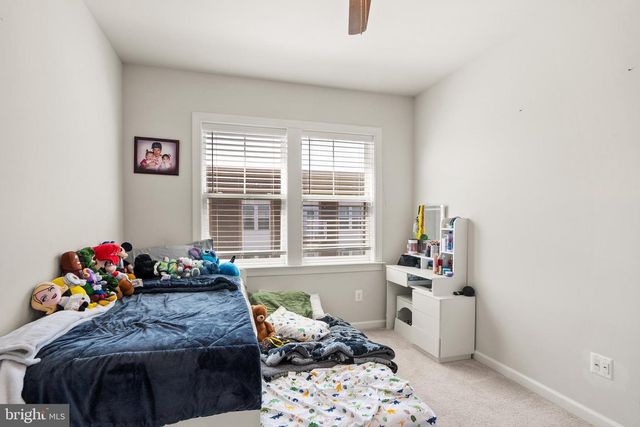 20754 WOOD QUAY DR, Sterling, VA 20166