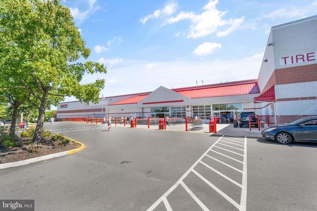 20754 WOOD QUAY DR, Sterling, VA 20166
