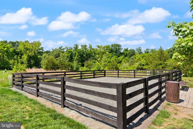 20754 WOOD QUAY DR, Sterling, VA 20166