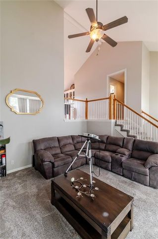 12212 Clubhouse Drive, Kansas City, KS 66109