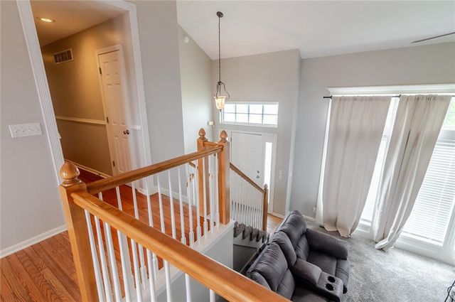 12212 Clubhouse Drive, Kansas City, KS 66109