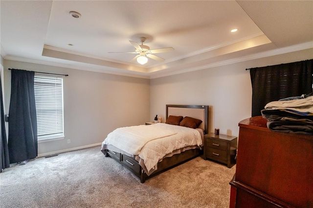 12212 Clubhouse Drive, Kansas City, KS 66109