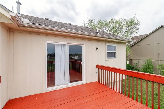 12212 Clubhouse Drive, Kansas City, KS 66109