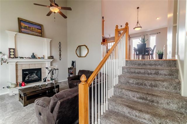 12212 Clubhouse Drive, Kansas City, KS 66109